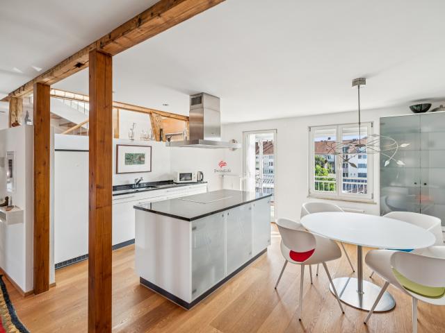 Modernes Wohnen in Basel in Rhein Nähe