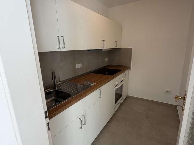 Modernes Wohnen in Norderstedt – frisch kernsanierte 1,5 Zimmer Wohnung mit Balkon und neuer Küche