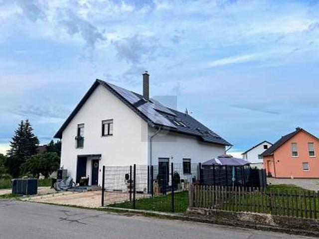 MODERNES WOHNEN IN NATURNÄHE EIN FAMILIENTRAUM