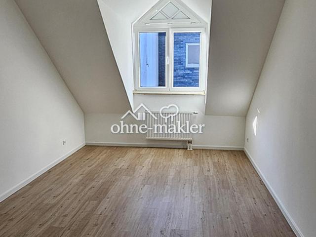 Modernes Wohnen in zentraler Lage – 4 Zimmer Wohnung nach Sanierung
