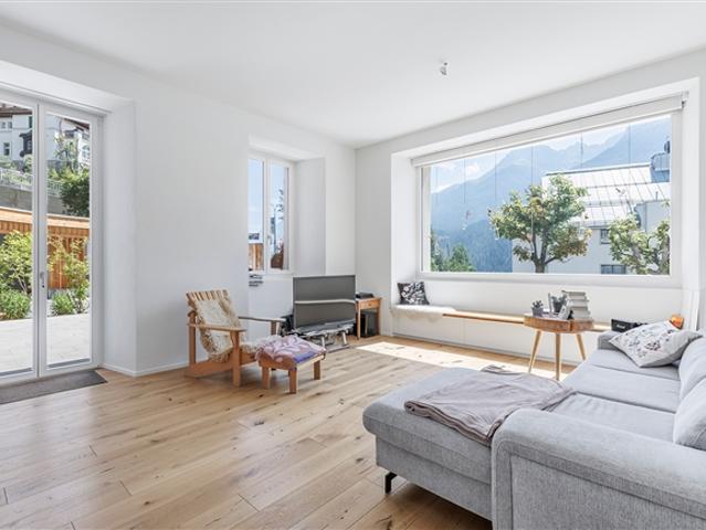 Modernes Wohnen mit herrlicher Terrasse