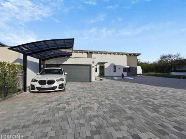 Modernes Wohnen mit viel Platz, Garten & Fernblick in Wöllersdorf