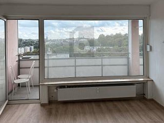 MODERNES WOHNEN MIT WEITBLICK UND VIEL RAUM