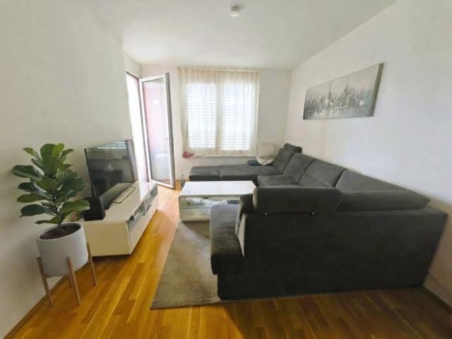 Modernes Wohnen zum Wohlfühlen: Charmante 2 Zimmer Wohnung mit Loggia ab 01.12.2026