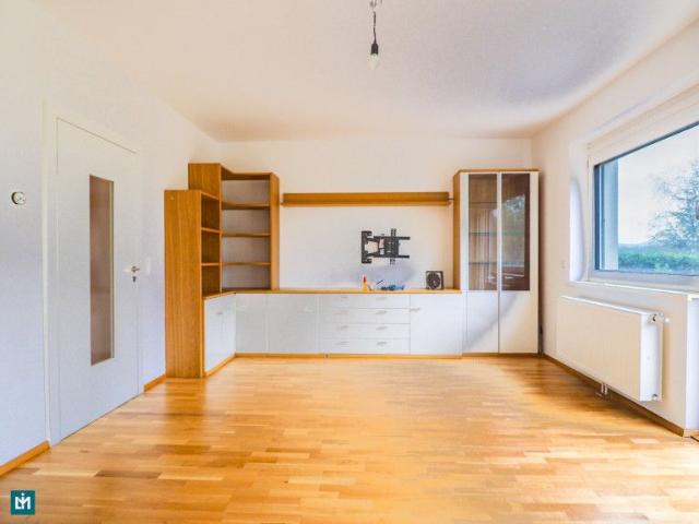 Modernes Wohnhaus in absoluter Ruhelage mit exklusiver Seezugang für Anreiner – Top Zustand zu vermieten!