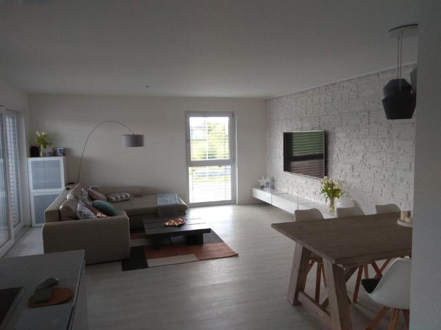 Modernes Wohnung in Leingarten: Heuchelbergblick & Luxus Komfort