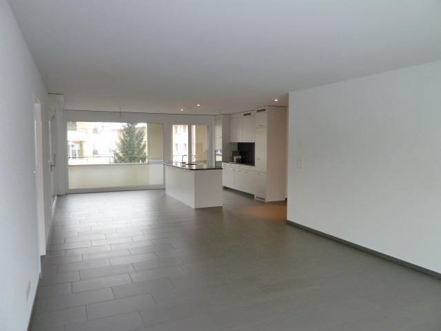 Modernes, zentrales Wohnen mit grosser Loggia 23m²