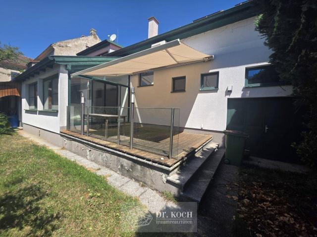 Modernes Ziegelhaus in 1230 Wien: 220 m² Wohnfläche und 2 Garagen!