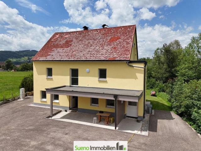 Modernes Zwei Familienhaus – Naturnah wohnen mit Bachnähe und traumhaftem Bergblick