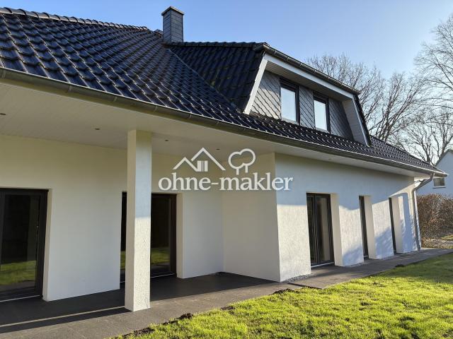 Modernes Zweifamilienhaus bei Hamburg|268m2|Bj.2016|A+|2WE