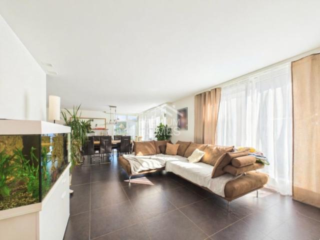 Modernes Zuhause mit Energieplus