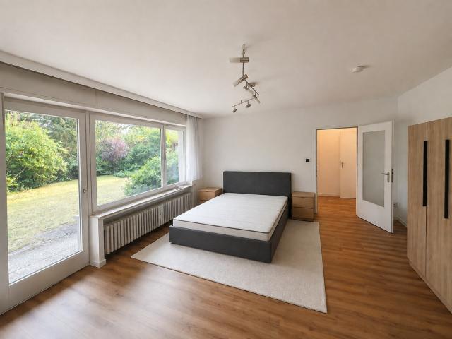 Modernes Apartment mit neuer Einbauküche, Terrasse & Teilmöblierung – sofort bezugsfrei!