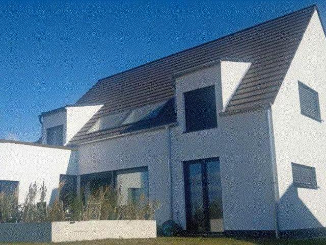 Modernes Architektenhaus mit Marienburg Blick – großzügiges Wohne
