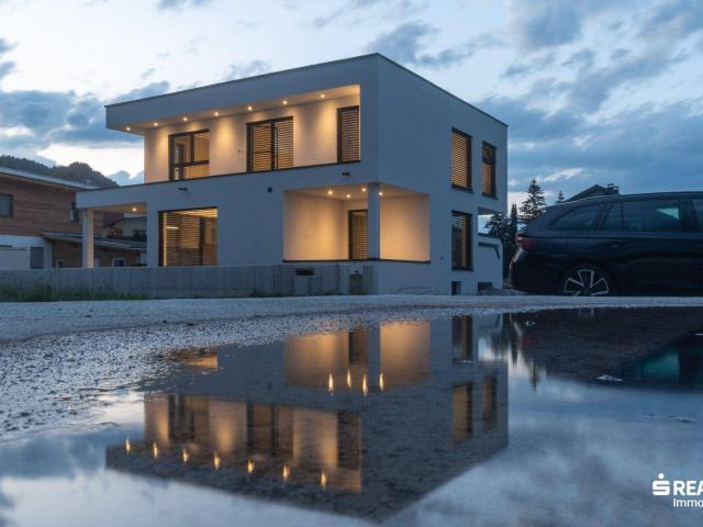 Modernes Architektenhaus mit außergewöhnlichem Wohnambiente in Lechaschau