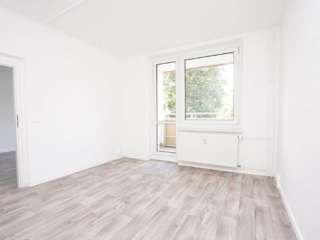 Modernes Bad / Balkon / Aufzug