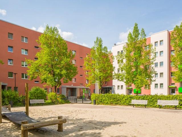 Modernes Bad sucht freundliche Mieter