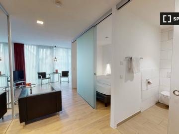 Modernes Business Apartment in Stuttgart Zuffenhausen