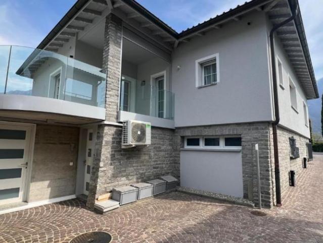Modernes Design, erstklassige Energieeffizienz und ein privater Pool