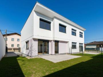 MODERNES DOPPELHAUS IN GRÜNRUHELAGE KOMFORT UND LEBENSQUALITÄT AUF DREI EBENEN
