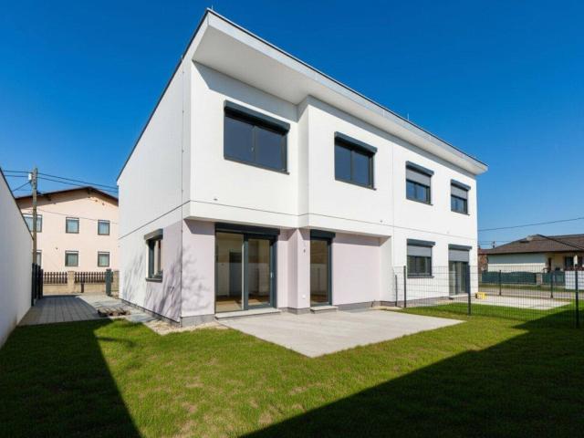 MODERNES DOPPELHAUS IN GRÜNRUHELAGE KOMFORT UND LEBENSQUALITÄT AUF DREI EBENEN