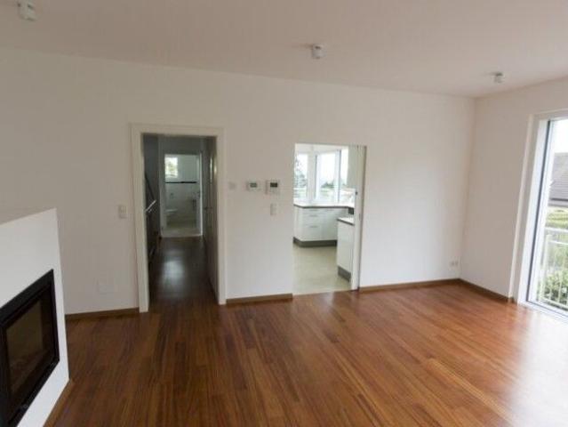 Modernes EF Haus in Hanglage mit Terrassen, Hammer Aussicht, Klima, Dornbach / Wien