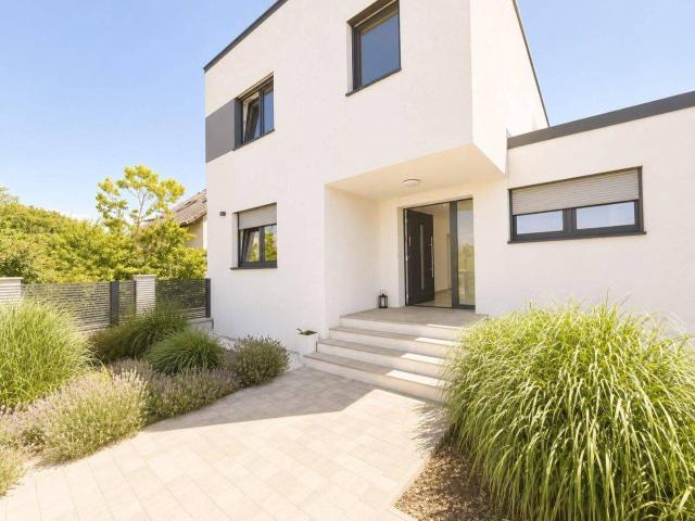 Modernes Einfamilienhaus auf Eigengrund – Wohnkomfort nahe Wien mit optimaler S Bahn Anbindung