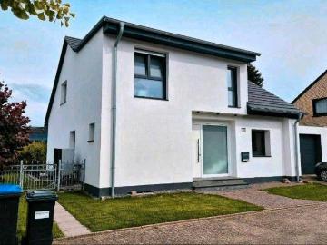 Modernes Einfamilienhaus Freistehend in RUMELN *TOP LAGE