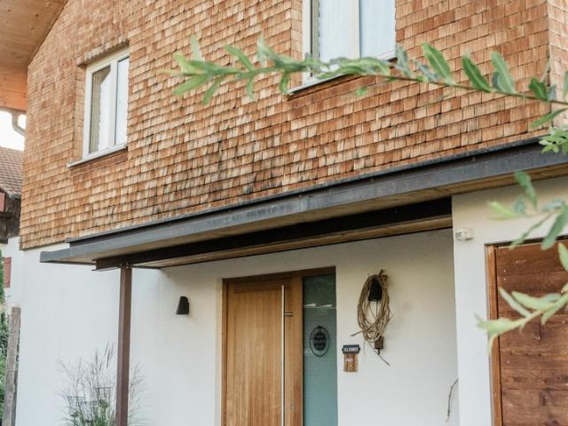 Modernes Einfamilienhaus im Grünen