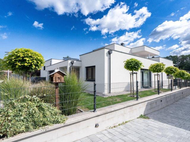 Modernes Einfamilienhaus in Bad Hall – großer Garten & zwei Terrassen