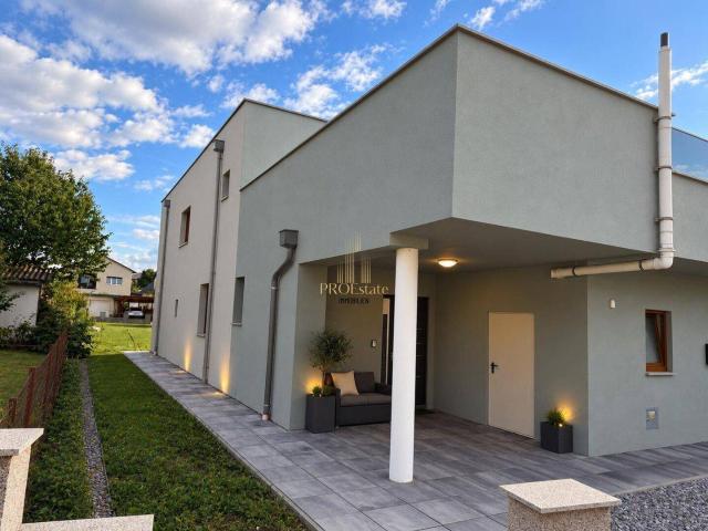 Modernes Einfamilienhaus in Haag – 936 m² Grundstück, große Terrasse & Garage