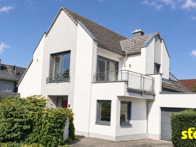 MODERNES EINFAMILIENHAUS IN HAIBACH