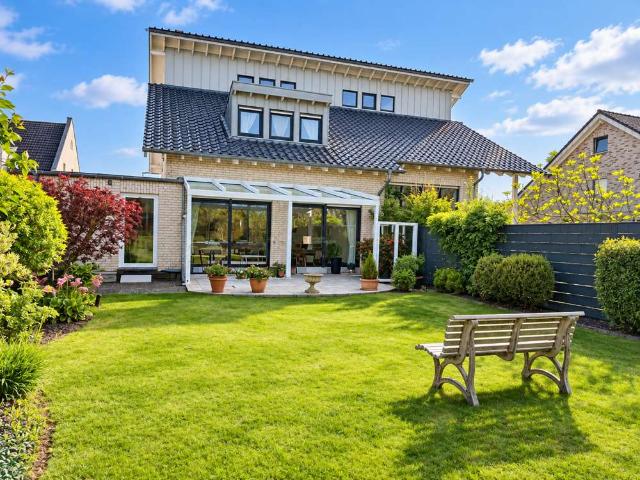 Modernes Einfamilienhaus mit Garten, Sauna & viel Platz für die Familie