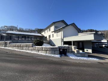 Modernes Architektenhaus mit Pool, Fernblick & Privatsphäre
