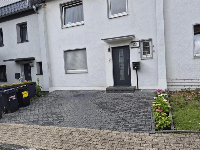 Modernes Einfamilienhaus mit Terasse in Bochum Hofstede