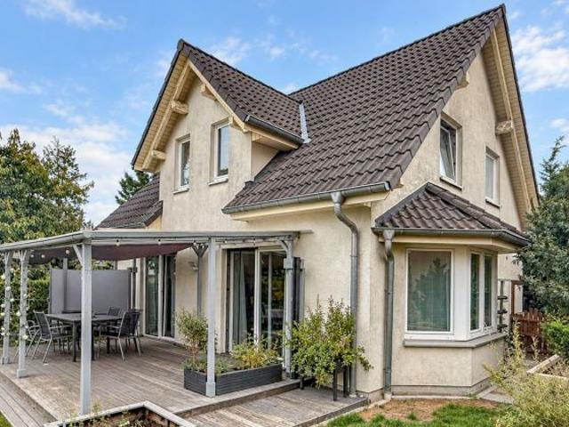 Modernes Einfamilienhaus mit Terrasse, Garten und EEK D in Rheda Wiedenbrück