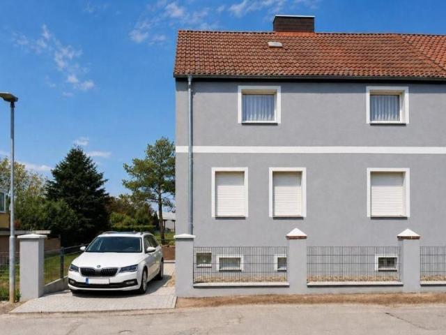 Modernes Einfamilienhaus mit Terrasse, großem Garten und viel Stauraum – Erstbezug nach Kernsanierung
