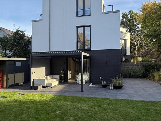 Modernes Endhaus am Brabandkanal großer Privatgarten, Wärmepumpe und Spa