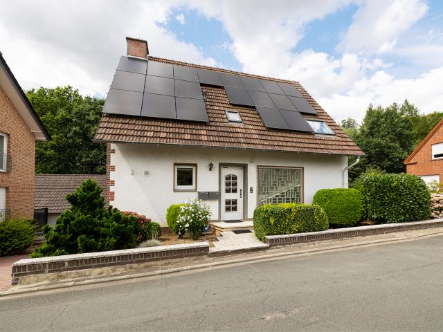 Modernes Energiekonzept in GMHütte: PV, Luft Luft Wärmepumpe, Gasbrennwert & Brennstoffzelle KKW
