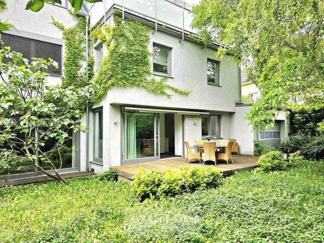 Modernes Familienhaus in Bestlage der Hohen Warte!