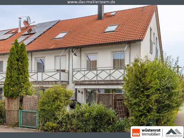 Modernes Familienhaus in toller Lage mit Garten und ausgebautem Dachgeschoss