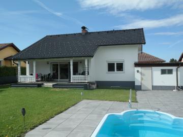 Modernes Familienjuwel mit Pool und Wohlfühlgarantie in 2601 Sollenau