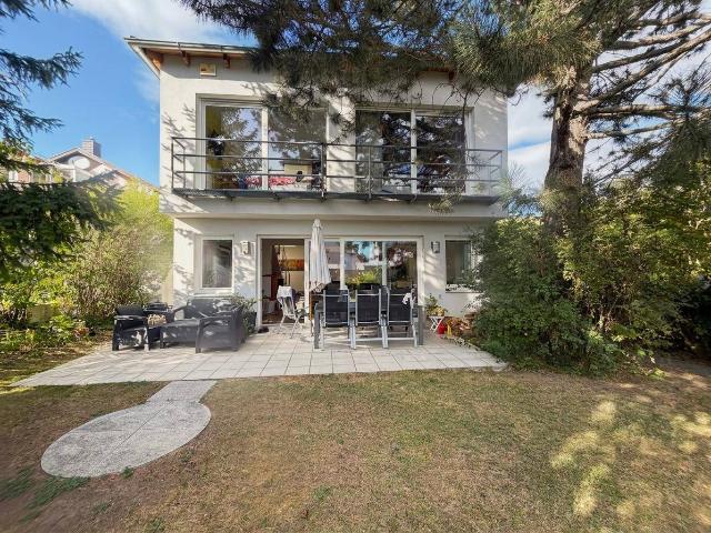 Modernes, großzügiges Einfamilienhaus mit Sauna, Pool und 3 KFZ Abstellplätzen!