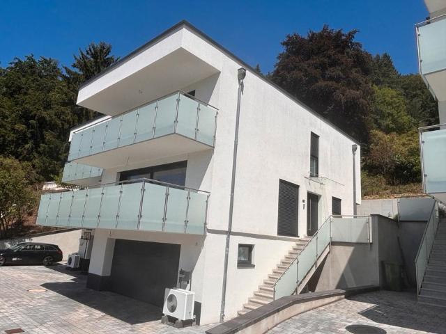 Modernes Haus mit beeindruckender Aussicht