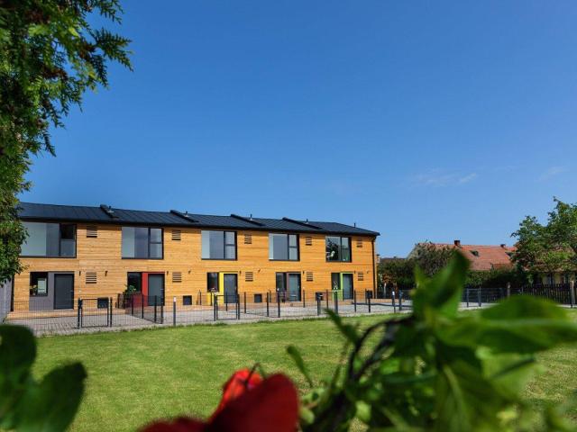Modernes Haus mit Eigengarten & Terrasse in Neudörfl