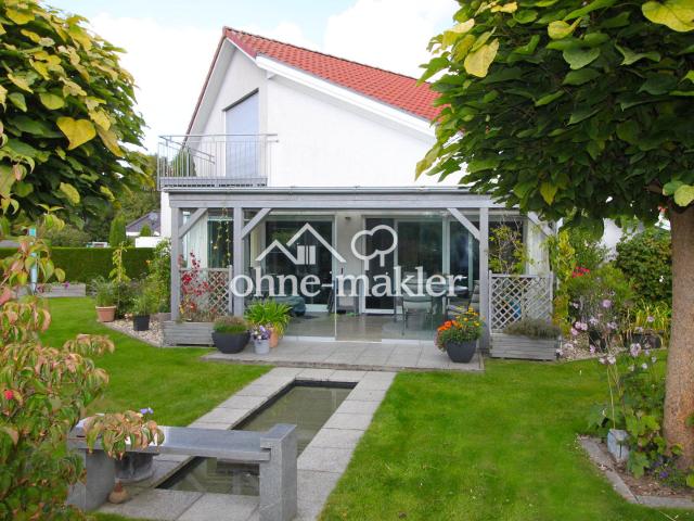 Modernes KfW 40 Haus mit zukunftssicherer Erdwärmepumpe in Top Lage