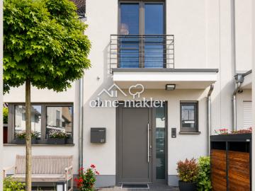 Modernes KfW 55 Effizienzhaus in ruhiger Feldrandlage mit hochwertiger Ausstattung