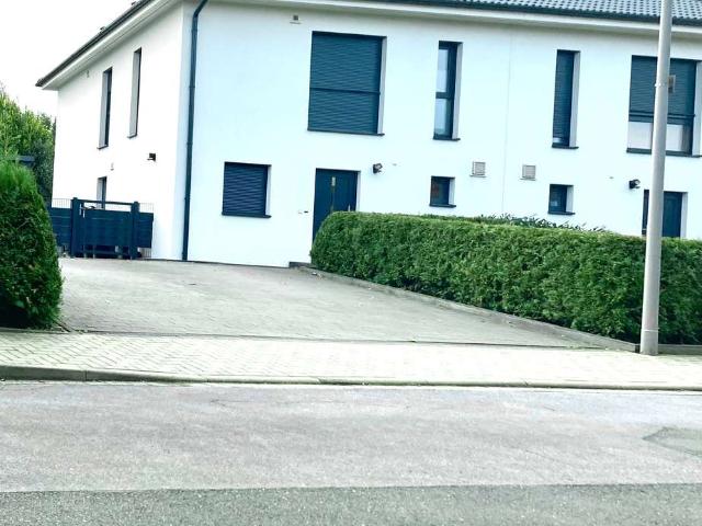 Modernes KfW 55 Effizienzhaus mit Erdwärmepumpe in Bielefeld Hillegossen
