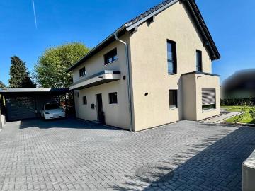 Modernes KfW 55 EFH mit Top Ausstattung, Privatsphäre & Garantie
