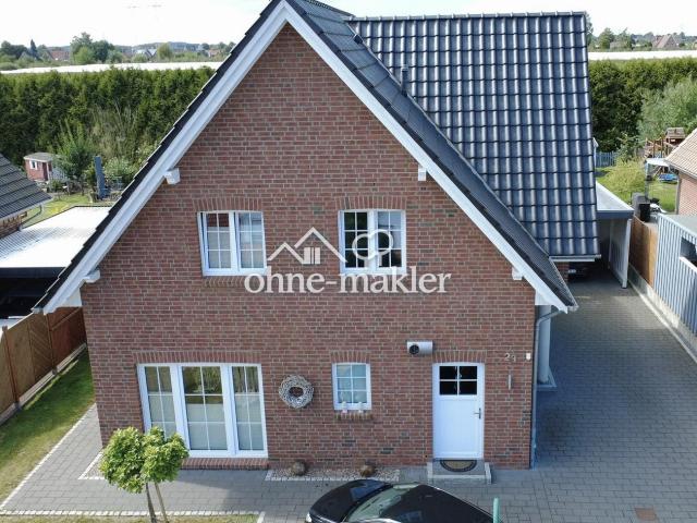 Modernes KfW 55 Einfamilienhaus mit großem Garten, hochwertiger Ausstattung und viel Privatsphäre