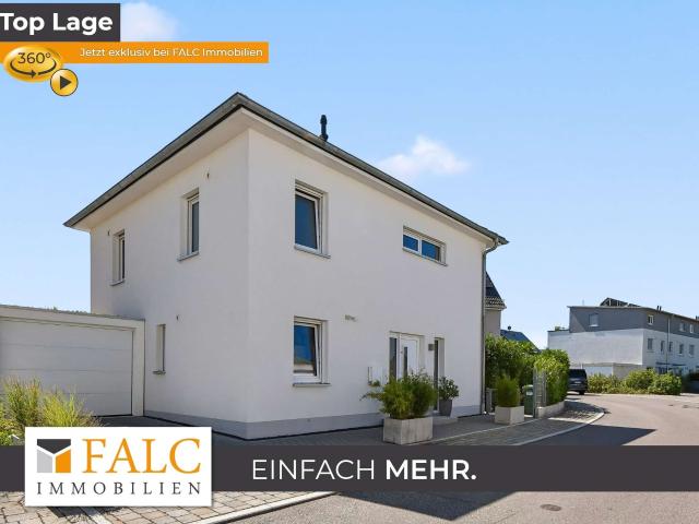 Modernes KfW Effizienzhaus mit Garten, Pool und Südost Terrasse in Weingarten